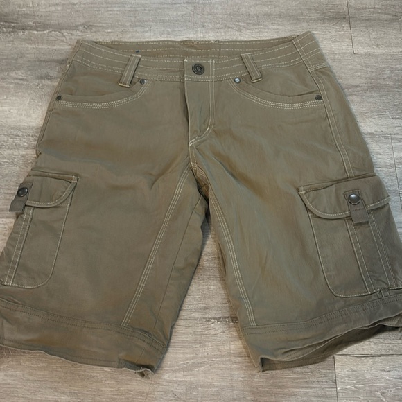 Kuhl Pants - Kuhl Women’s Casual tan/khaki Hiking Shorts with pockets Sz 4